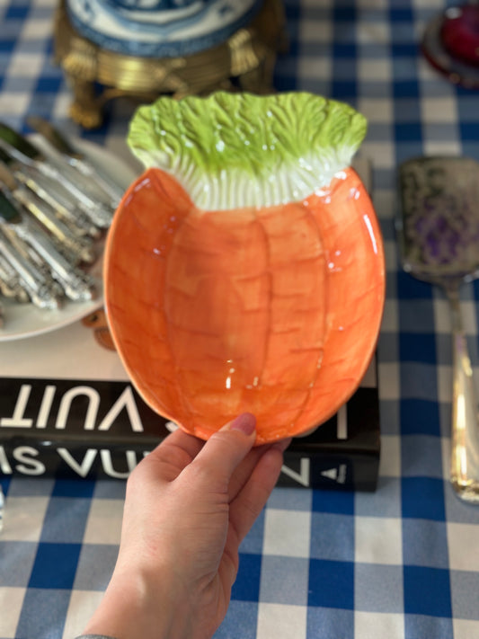 Ceramic 9" long carrot Easter dish- pristine