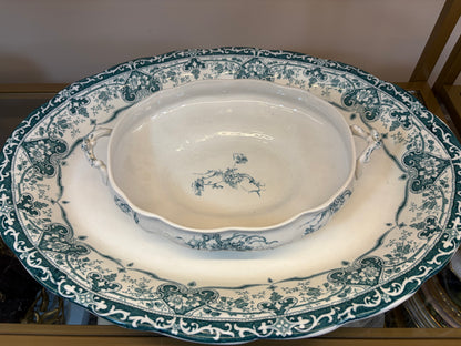 Lovely antique lidded tureen semi-porcelain dish featuring the Melrose pattern by Mellor, Taylor & Co.
