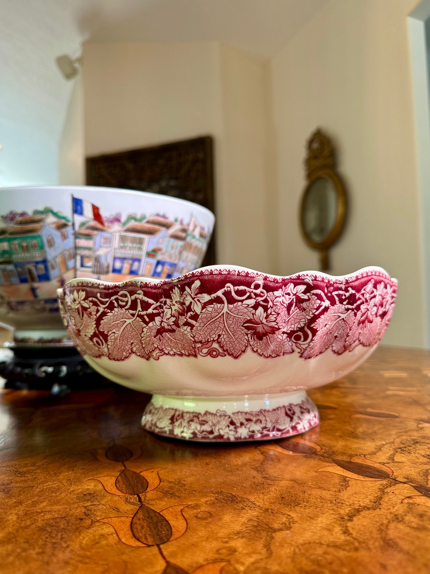 Mason’s “Vista” Red / Pink Transferware Bruges Shape Footed Salad Serving Bowl | England, c. 1940s