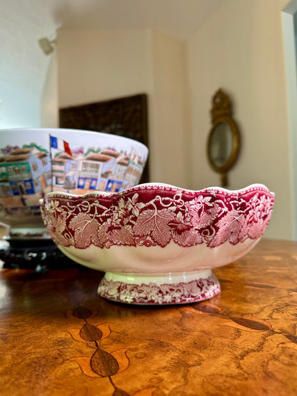 Mason’s “Vista” Red / Pink Transferware Bruges Shape Footed Salad Serving Bowl | England, c. 1940s