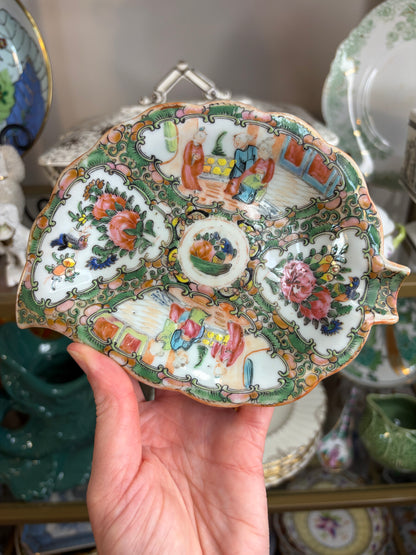 Antique Famille Rose leaf dish! As is!