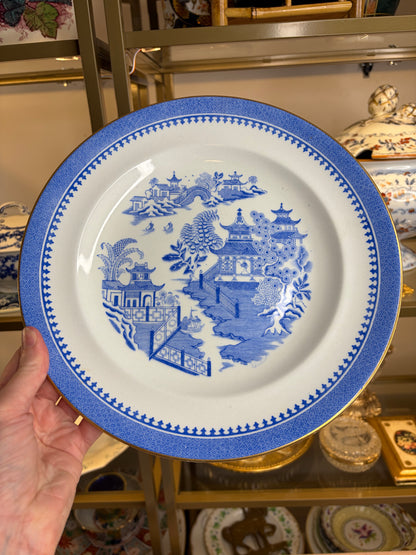 Stunning antique Royal Worcester Blue Willow dinner plates with gold rim set of 4!