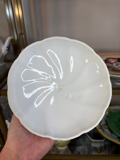 Gorgeous Herend Rothschild porcelain covered bonbon dish featuring hand-painted bird and butterfly motifs with a pink ribbon finial!
