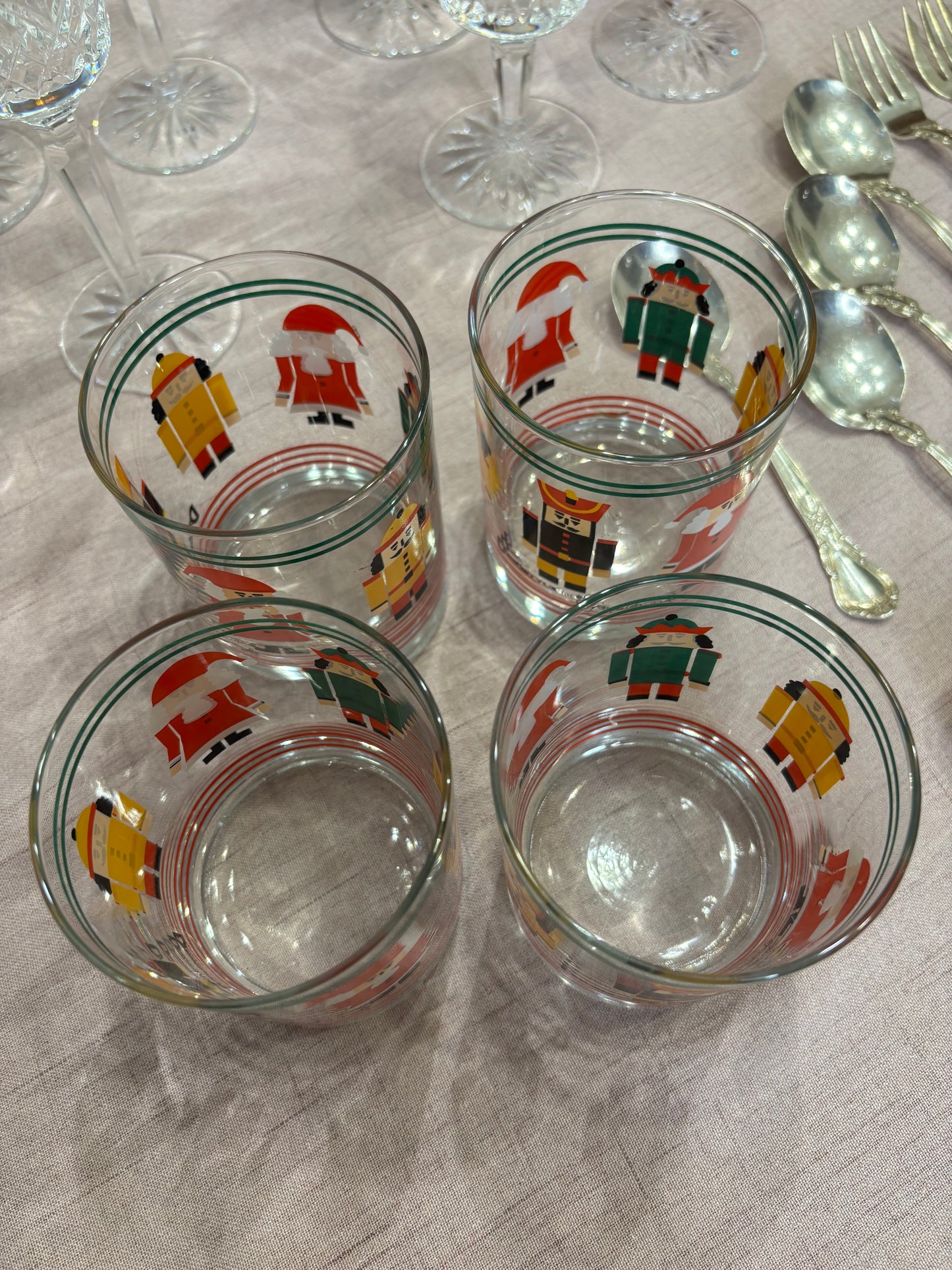 Georges Briard Christmas nutcracker and Santa glasses set of 4!
