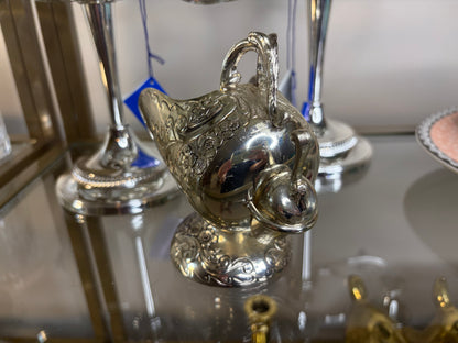 Lovely ornate floral sugar scuttle with mini scoop