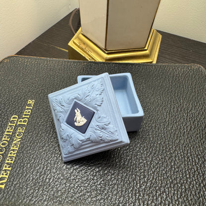 Reserved Wedgwood square 3 color box
