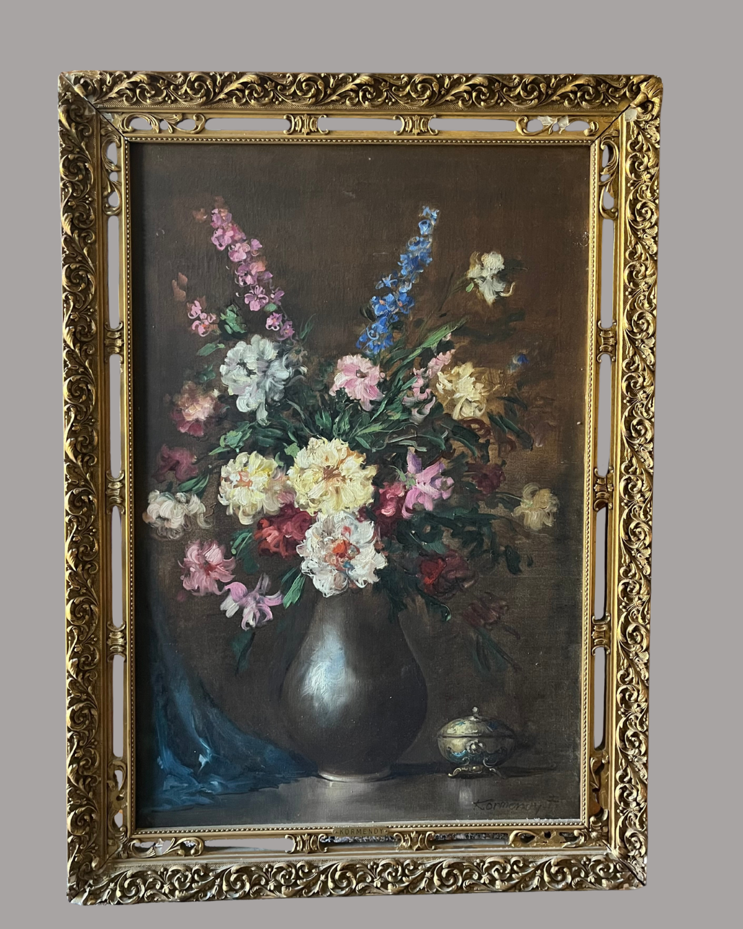 Gorgeous Large Signed Moody Floral Still Life - Fine Oil On Canvas/Elegant Pierced Wood Original Frame With Brass Name Plaque