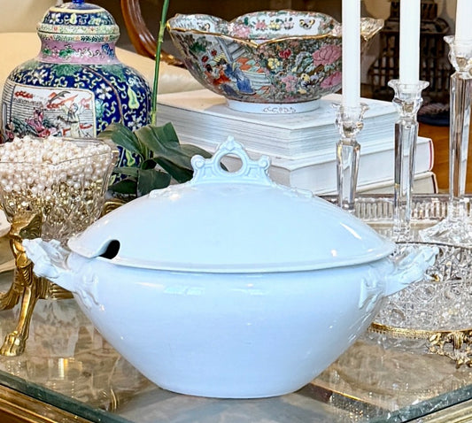 J.W.PANKHURST & C°
HANLEY ENGLAND  older vintage / antique pagoda tureen 15 x 9 x 9