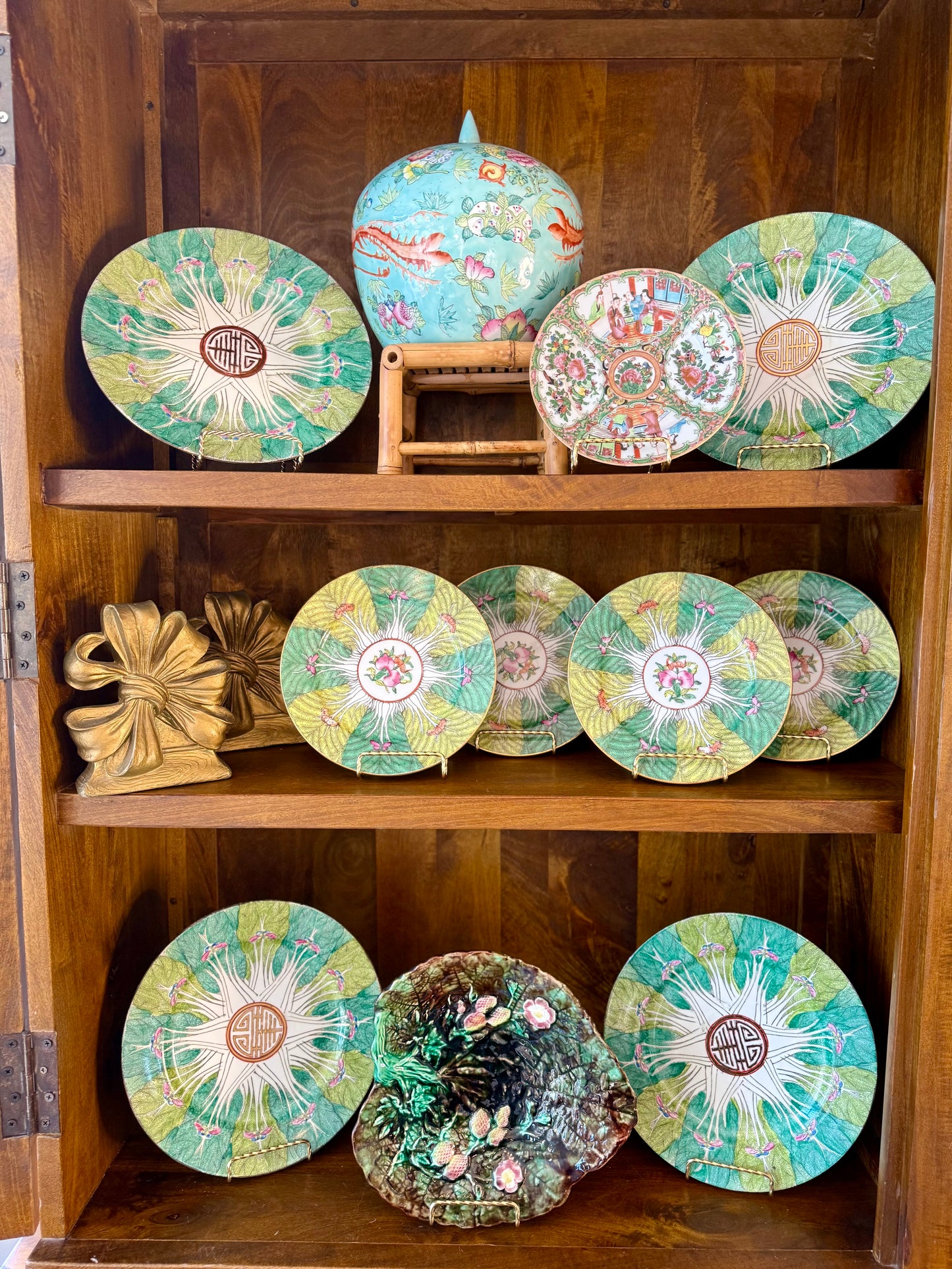 Vintage Pair of Resin Bow Bookends