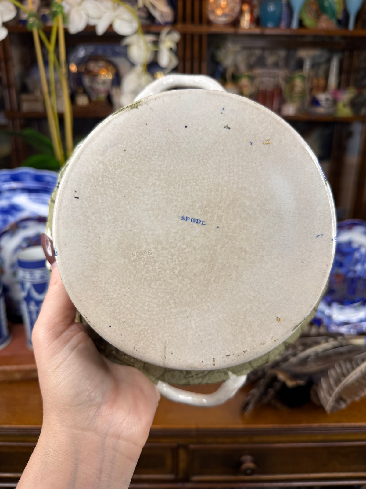 Spode “Tumbledown Dick” Chestnut Basket & Stand | Polychrome Chinoiserie | c.1820 | 9.5” D | #DA4592