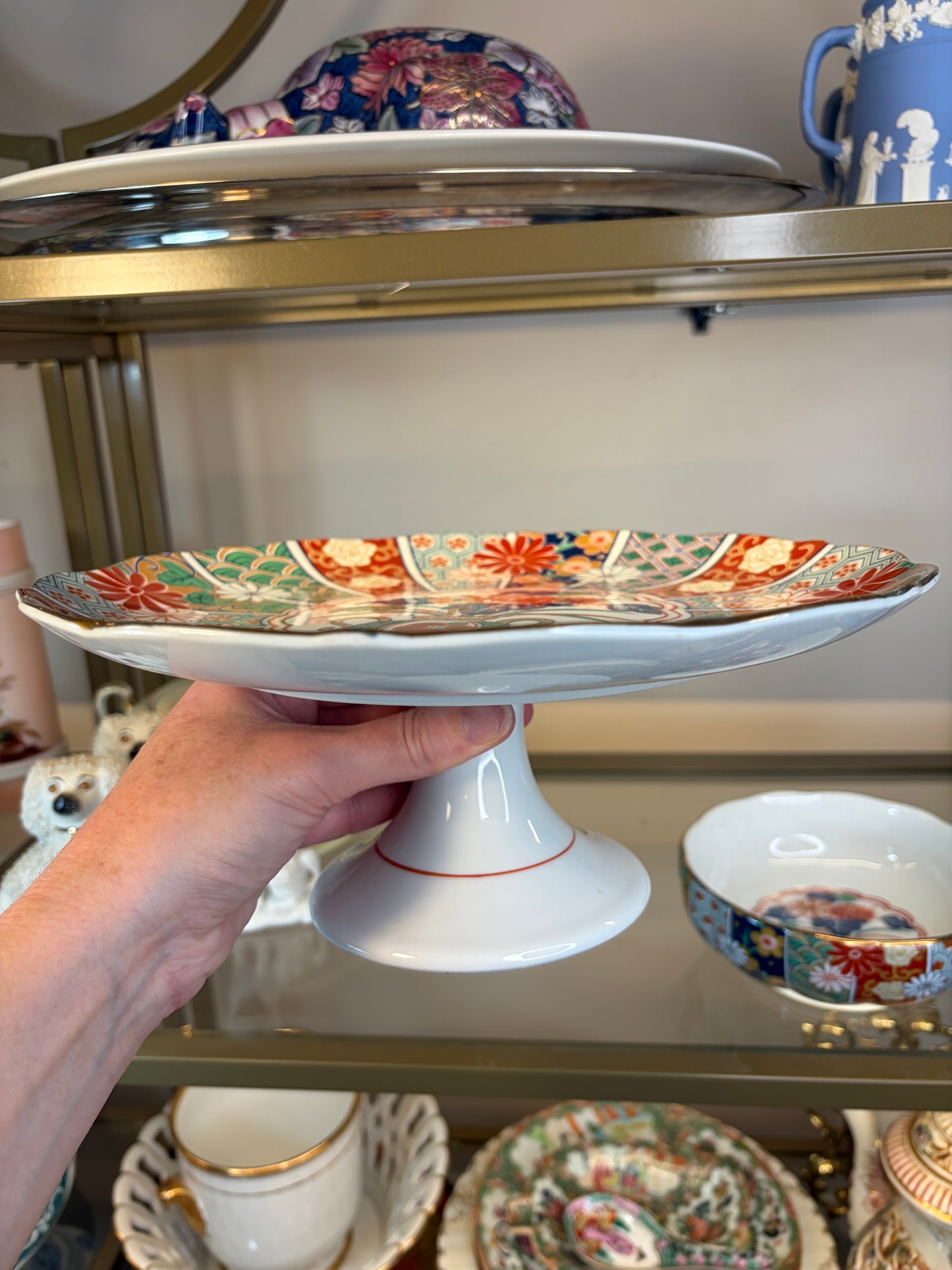 Beautiful Japanese Imari cake stand and matching bowl!