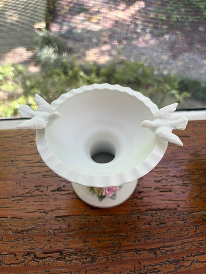 Lovely Lefton porcelain bird bath with flowers!