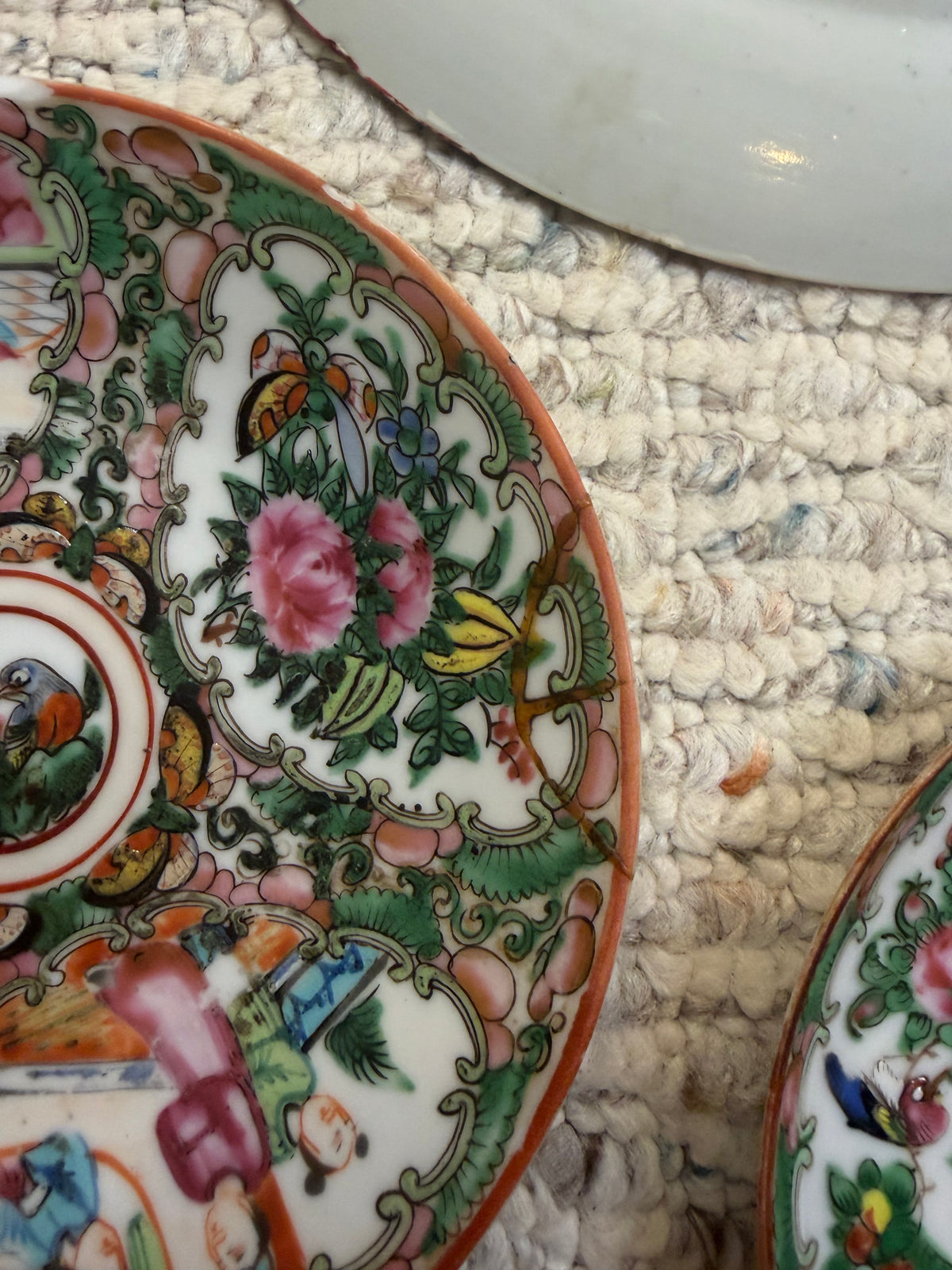 Set of antique Rose Medallion plates! As is!!