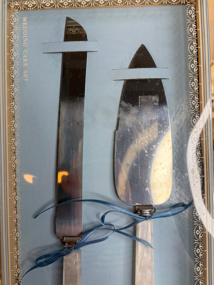 Lovely Sheffield England cutting knife and server!