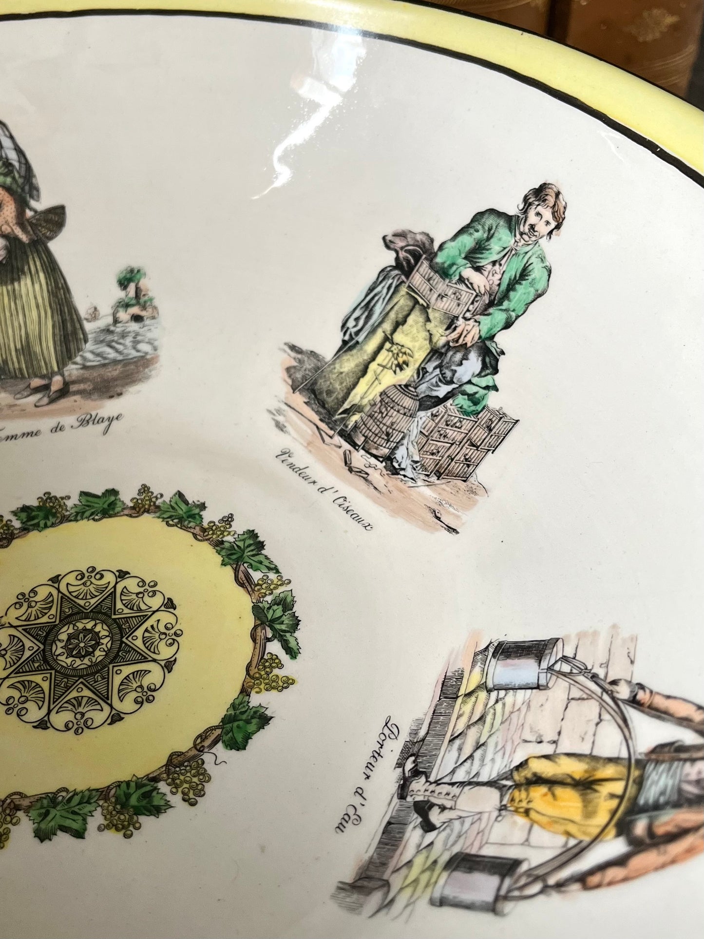 Live 09/01 Early Mottahedeh Criel Series “Cris de Paris” French Street Vendor Large Porcelain Bowl - Made In Italy