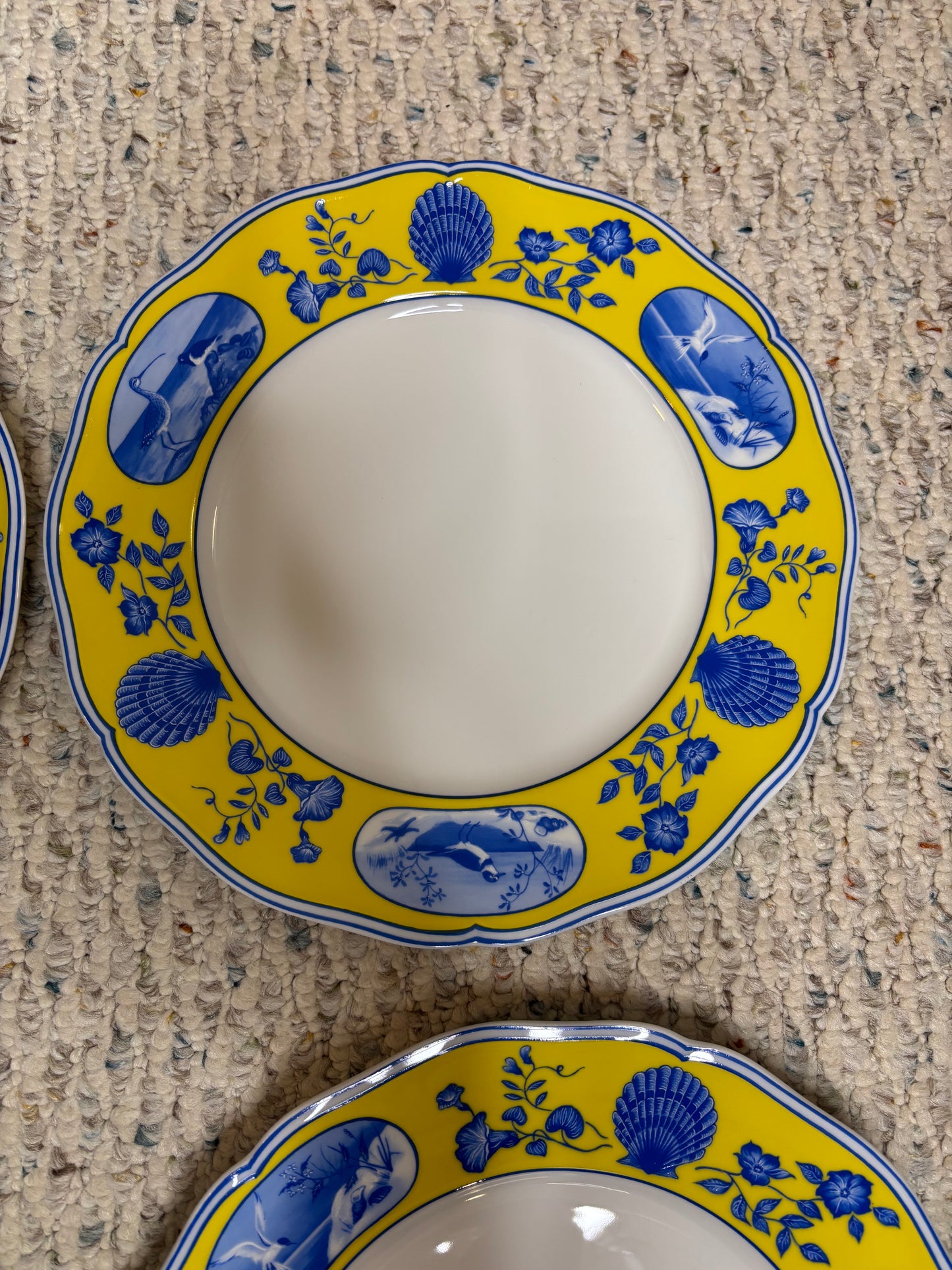 Stunning Lynn Chase Costa Azzurra dinner plates set of 4!