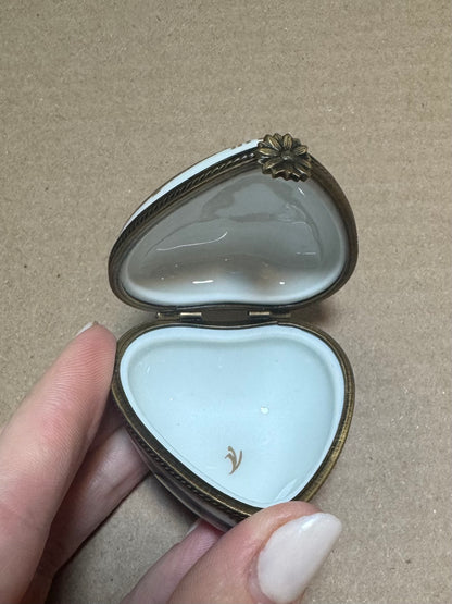 Authentic Limoges Hand-Painted Heart Trinket Box 🇫🇷 2x1.5”