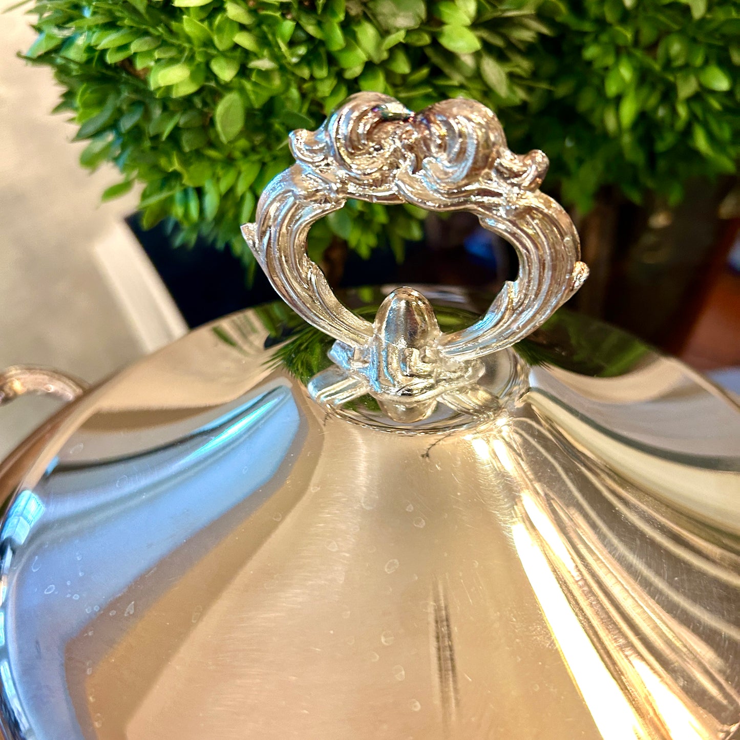 vintage silver plate Lidded casserole chafing dish tripod chippendale claw feet