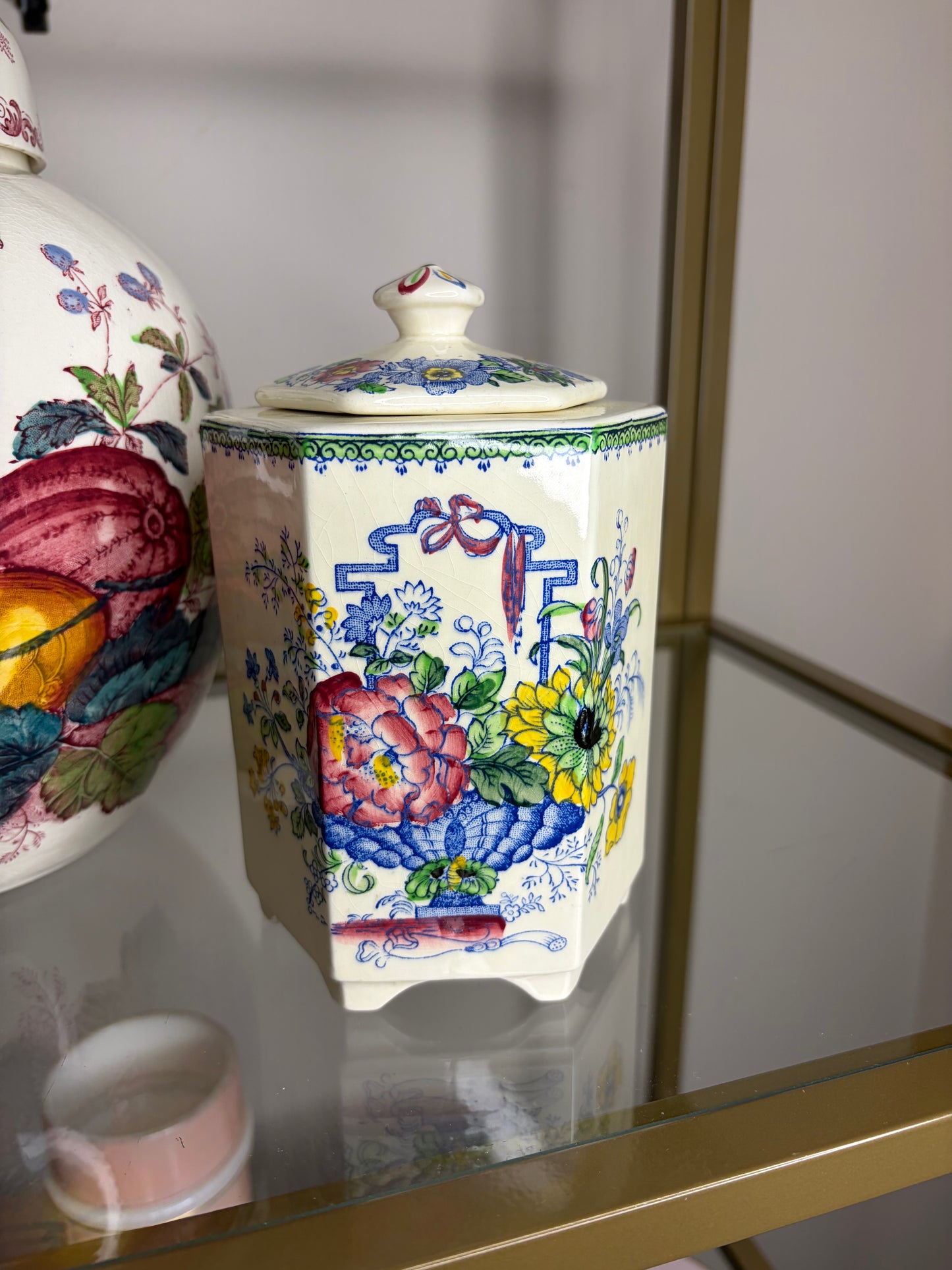 Beautiful Mason’s tea caddy!