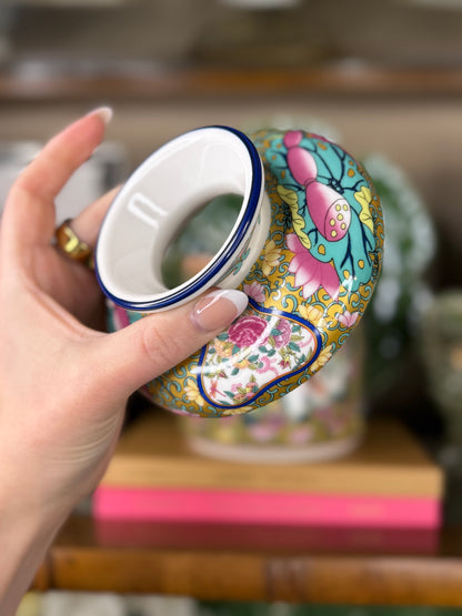 Danny's Fine Porcelain: Rose Medallion Canton Porcelain Tissue Box Cover – Round Decorative Tissue Holder, 7” #41423
