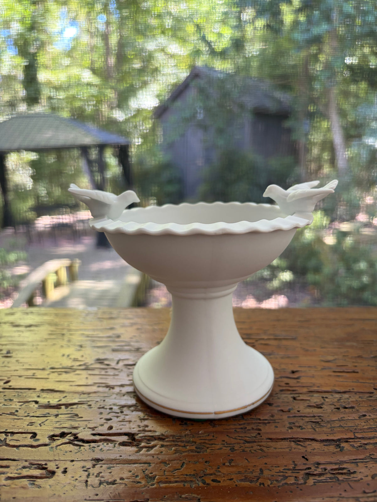 Lovely Lefton porcelain bird bath with flowers!