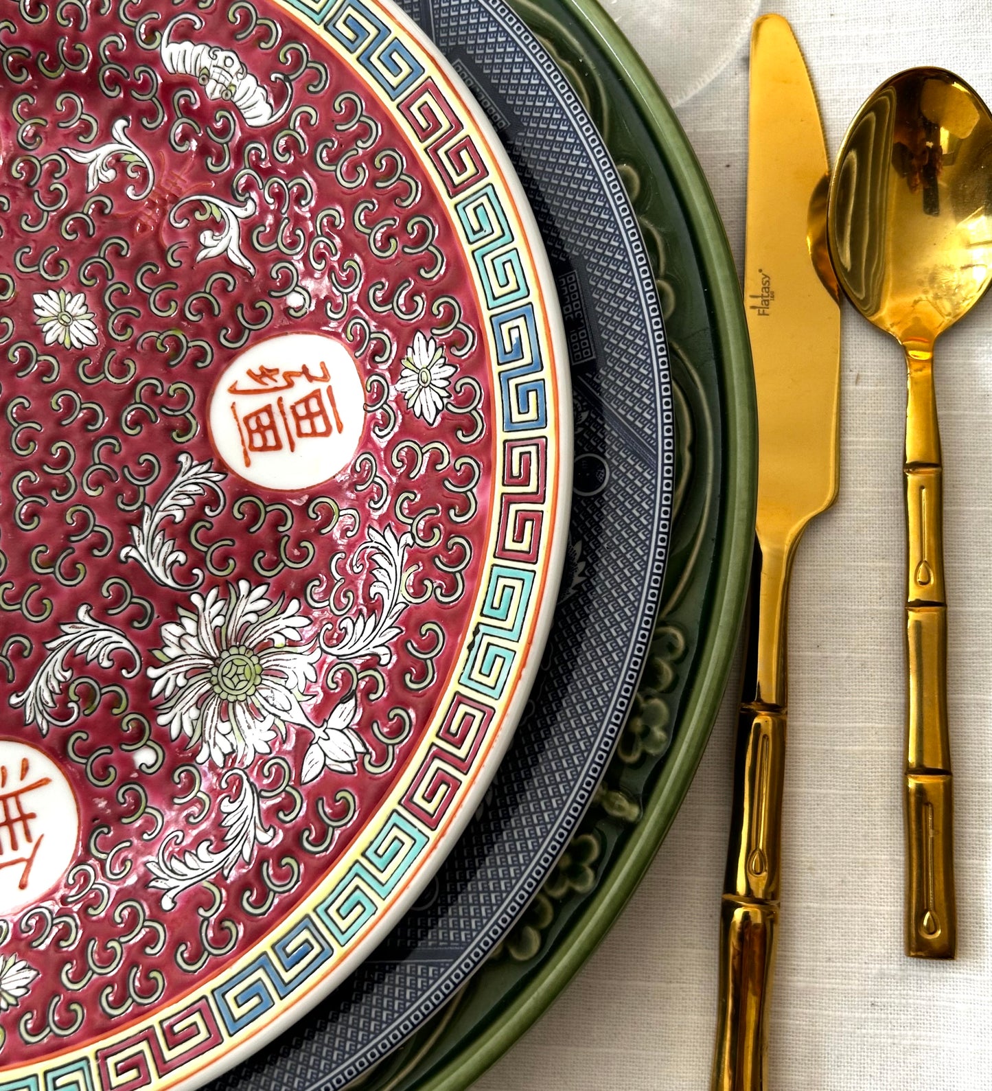 Set of 6 Vintage Chinese Mun Shou Famille Rose greek key Porcelain dinner plates