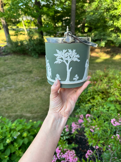 Live 06/15 antique Sage green Wedgwood lidded jar