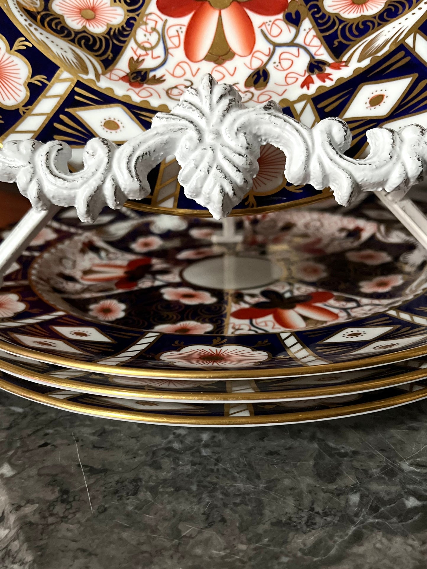 Regal English Royal Crown Derby for Tiffany & Co Imari Dinner Plates 10 1/2” - Set Of 4