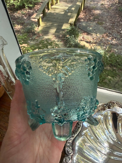 Beautiful Jeanette Glass lidded teal dish with leaf design and grape finial!