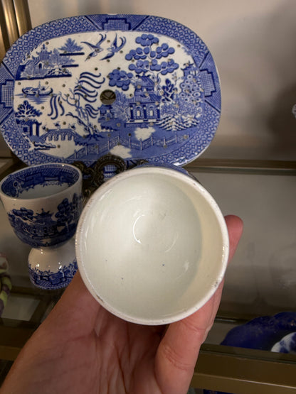 Vintage Blue Willow egg cups pair!