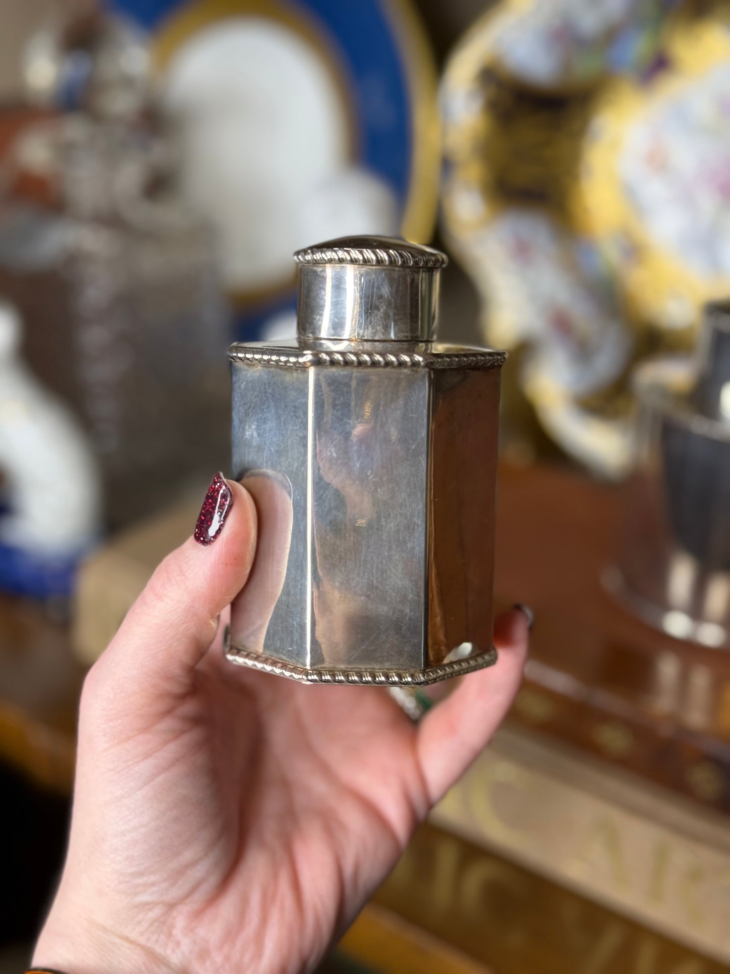 Antique English Silverplate Tea Caddy Set/Pair 4” & 4.5” Tall