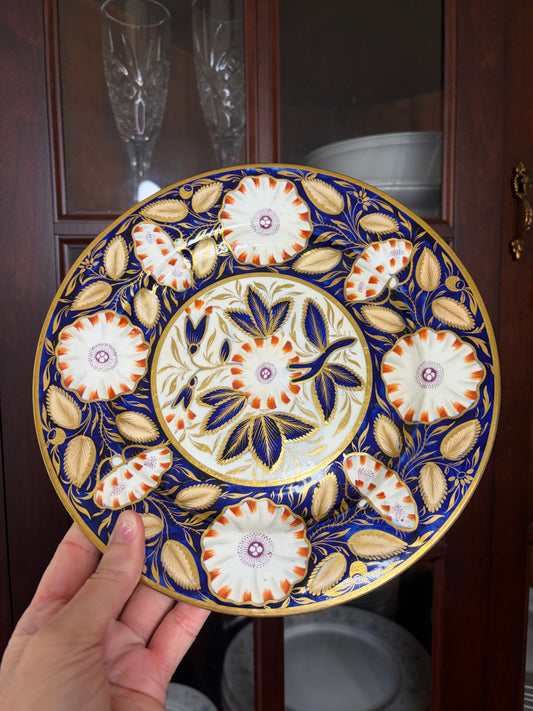 Beautiful antique Imari plate featuring gold detailing!