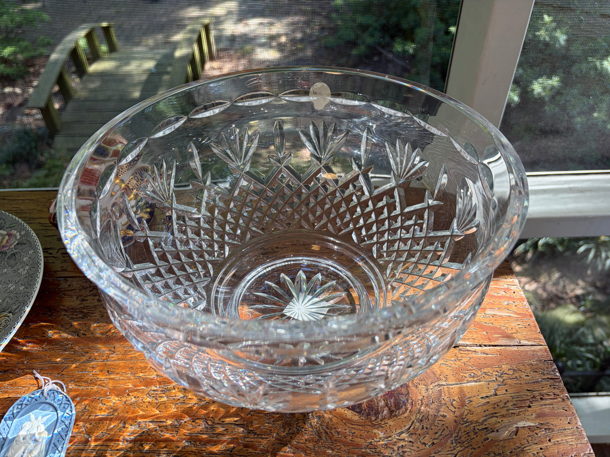 Stunning Waterford crystal Killarney centerpiece footed bowl!