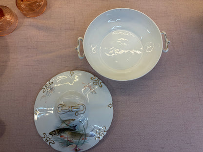 Gorgeous antique Vienna fish lidded tureen!