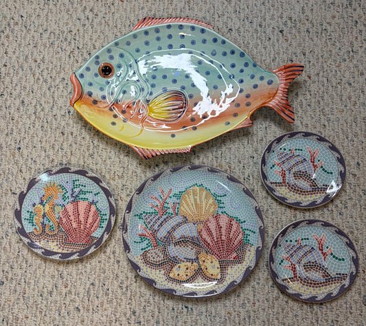 Beautiful Instant plate wall or entertaining set!