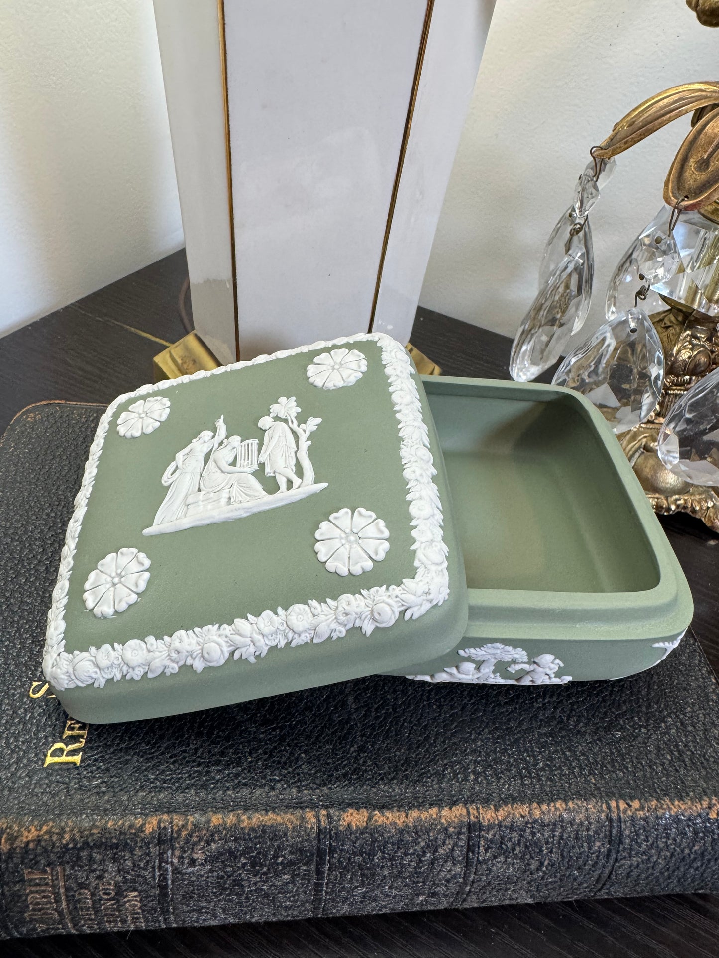 Wedgwood sage green and white square box