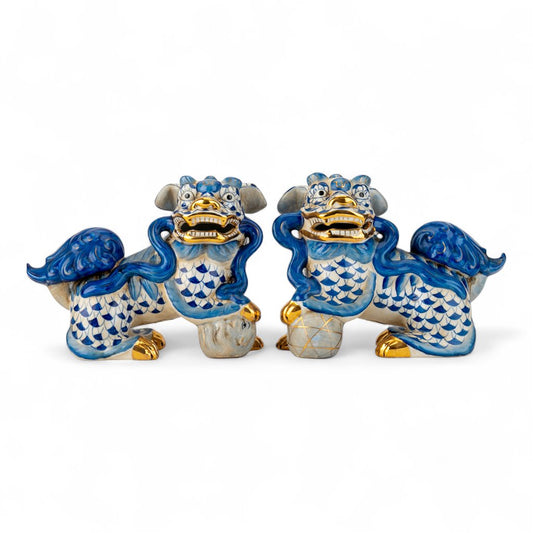 Danny’s Fine Porcelain - Blue & White Fishnet Spaniel Foo Dog Figure Pair W/ Gold Accent: 8.5Lx4Wx6.5H