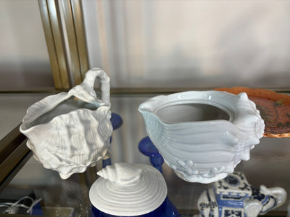 Lovely Fitz and Floyd creamer and lidded bowl set!