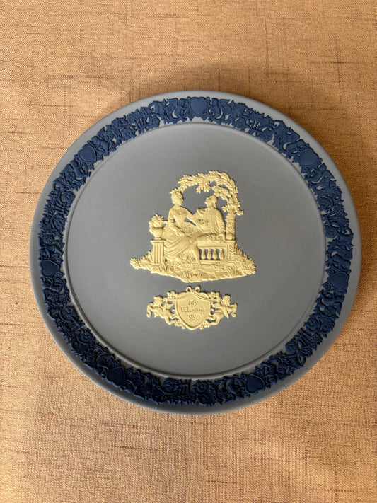 Wedgwood My Valentine 1990 plate!