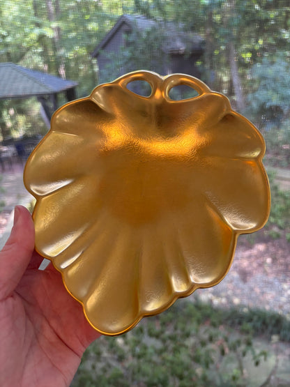 Lovely Pickard gold leaf dish!