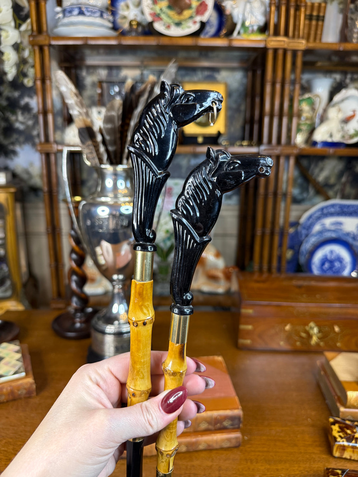 Vintage Mid-Century Horse Head Shoehorn & Clothing Brush Set with Natural Bamboo Handles, Japan Style – 15”