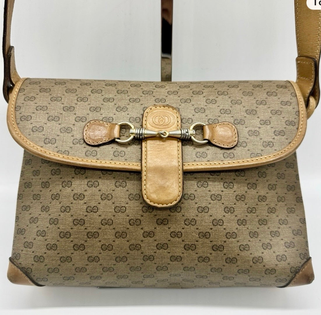 Vintage Gucci Horsebit GG Monogram beige & Brown Leather Trim Crossbody Handbag