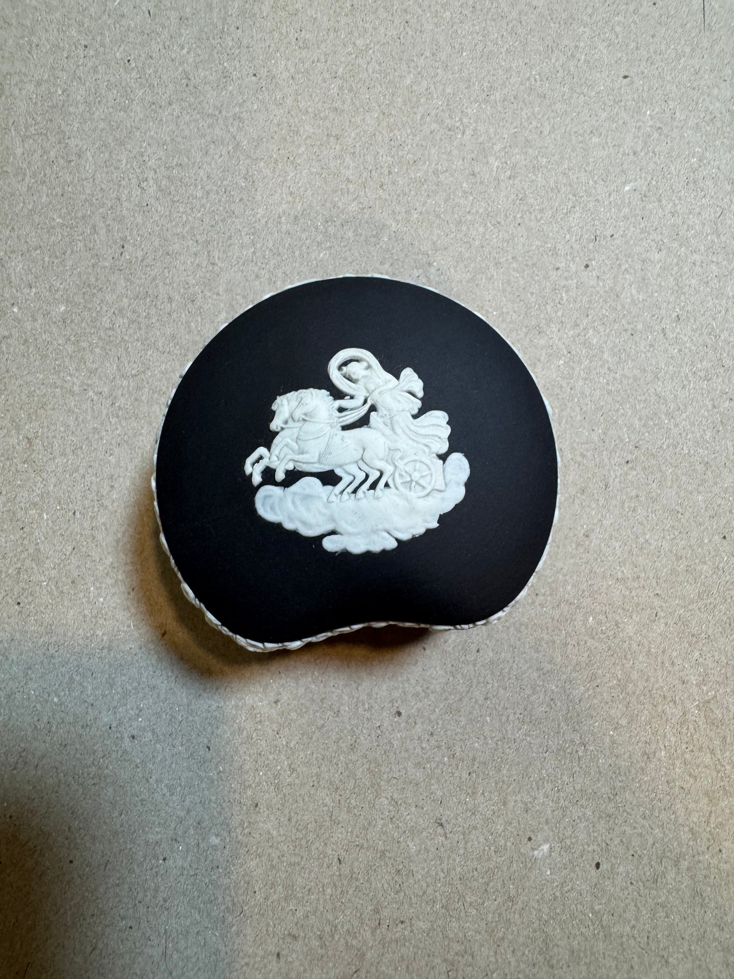 Black bassalt Wedgewood lidded box