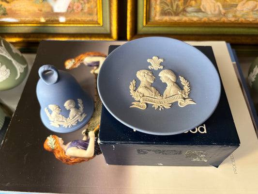 Wedgwood Jasperware Royal Wedding pair!