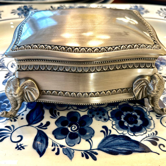 Lucky new & vintage elephant head silver plate jewelry box