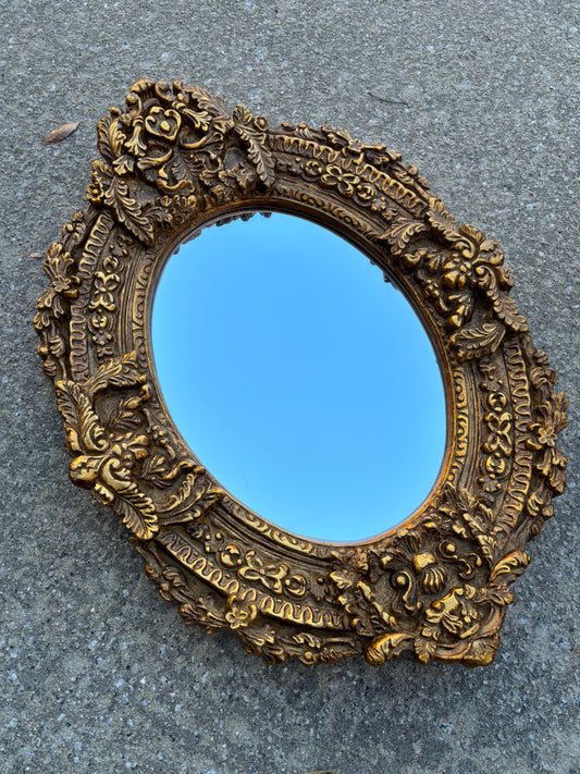 Stunning ornate oval mirror!