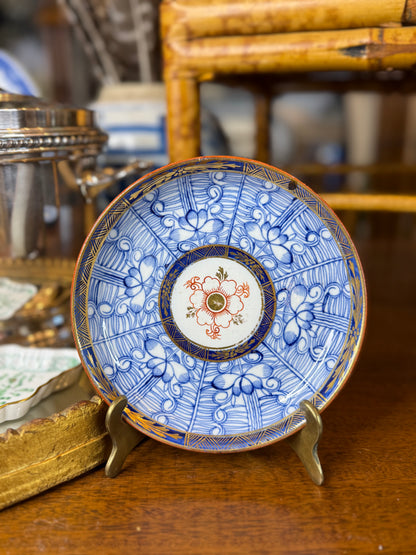 Late 18th Century Worcester “Blue Lily” / Royal Lily Small Plate or Saucer Dish  | c.1770–1790 | 6” D
