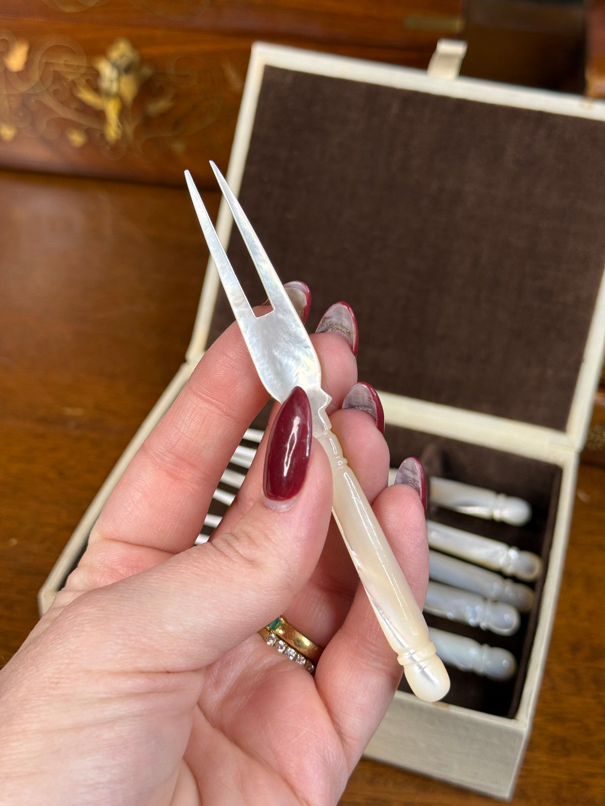 Vintage Mother of Pearl Hors d’Oeuvres Forks, Cased Set of 6, c. 1920s–1930s