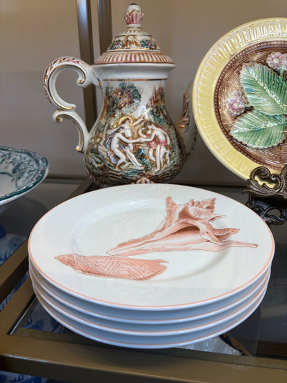 Beautiful Fitz and Floyd Coquille shell plates set of 4!