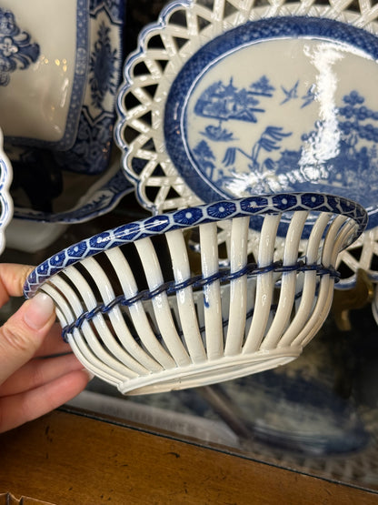 Antique Early 19th Century Pearlware Basket Weave Dish | c. 1800s | DA4391